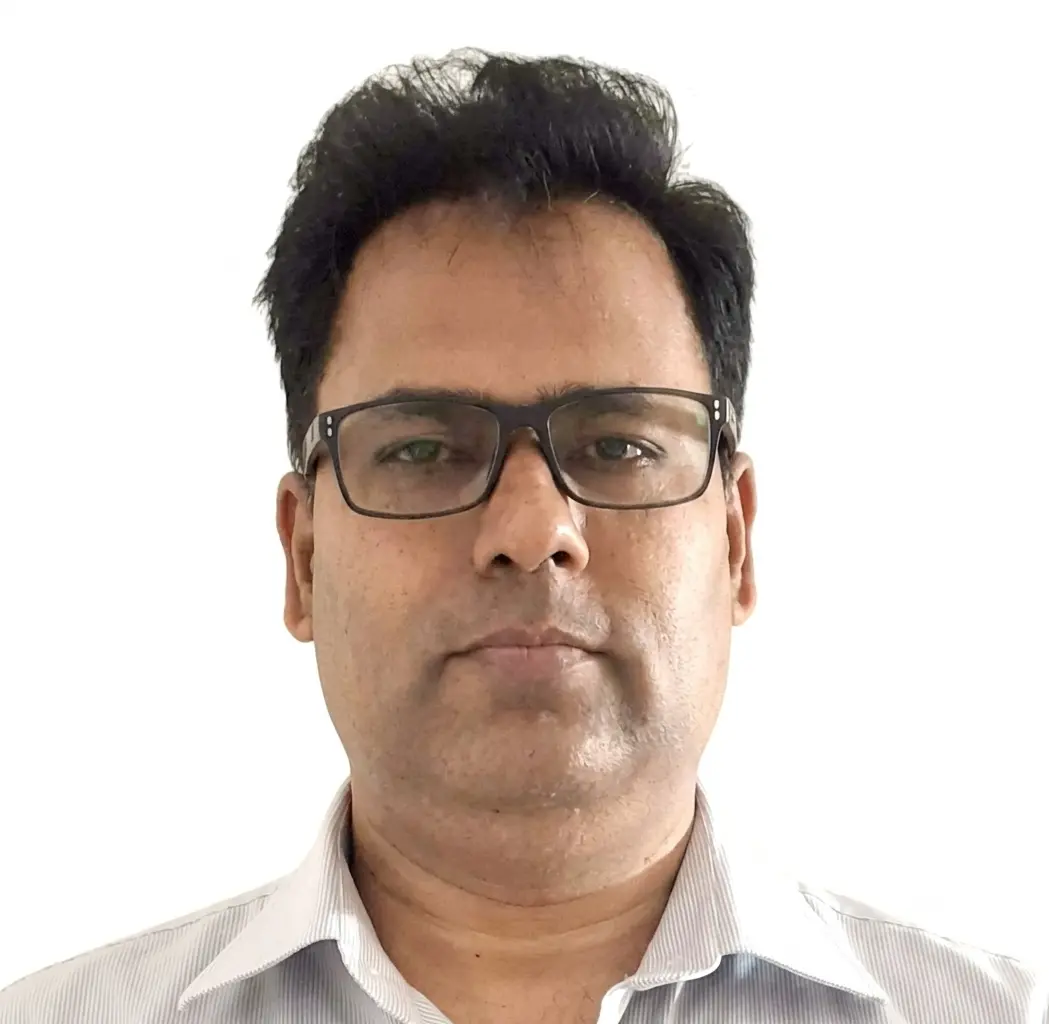 Dr. Shailendra Kumar Vimal completed his Fellowship in Echocardiography from Medigrad